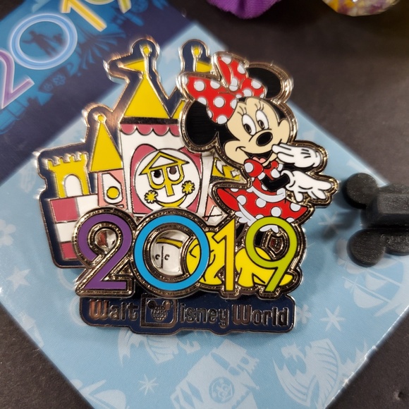 3/$48 Walt Disney World 2019 Minnie Mouse Pin, New - Picture 2 of 4